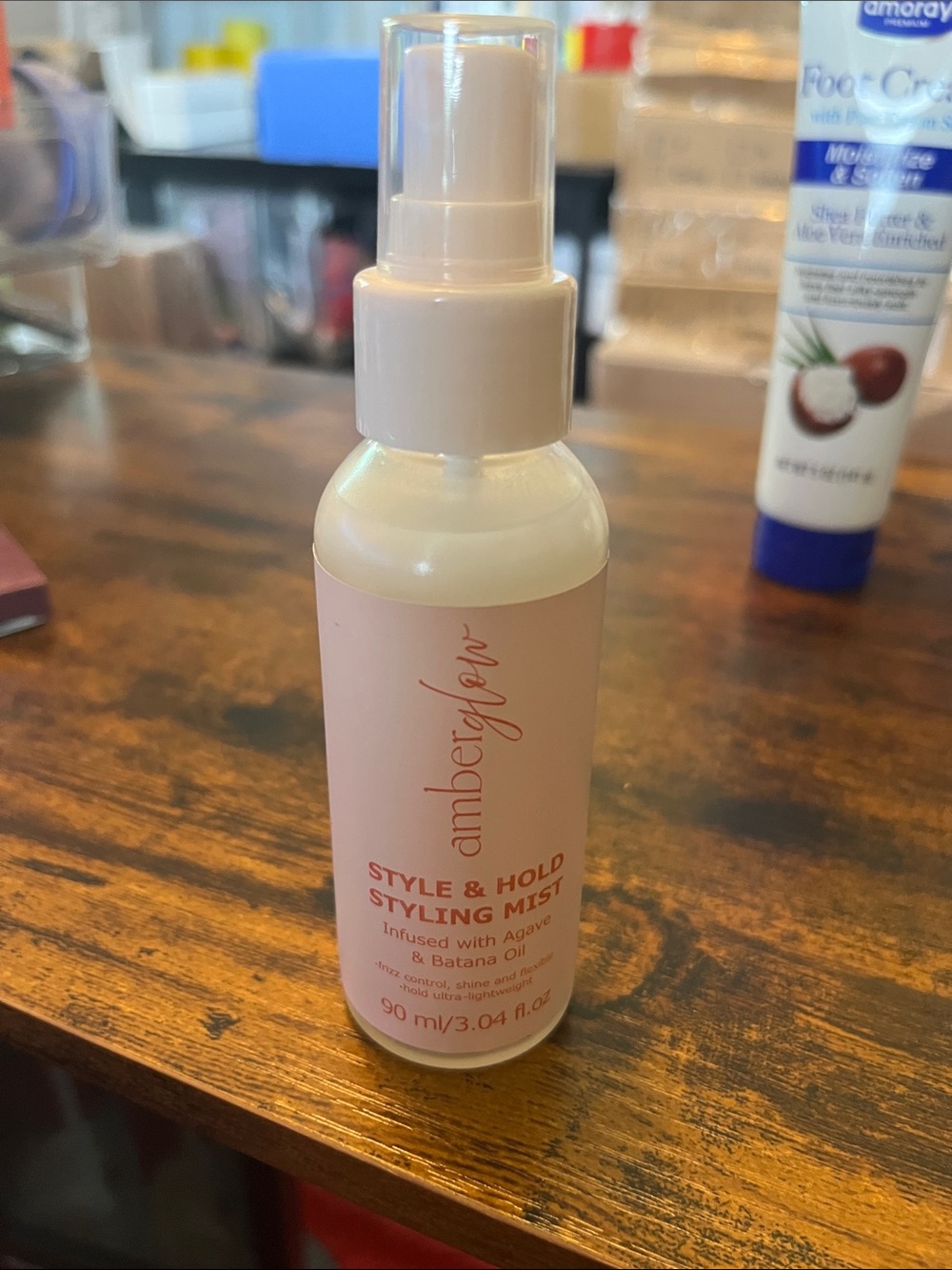 Style & Hold Styling Mist — Pink Nourishing Hair Mist